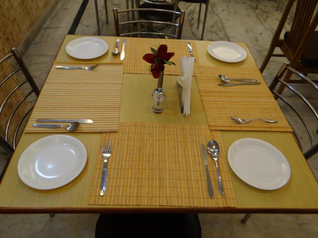 Hotel Angel Residency Greater Noida Zewnętrze zdjęcie
