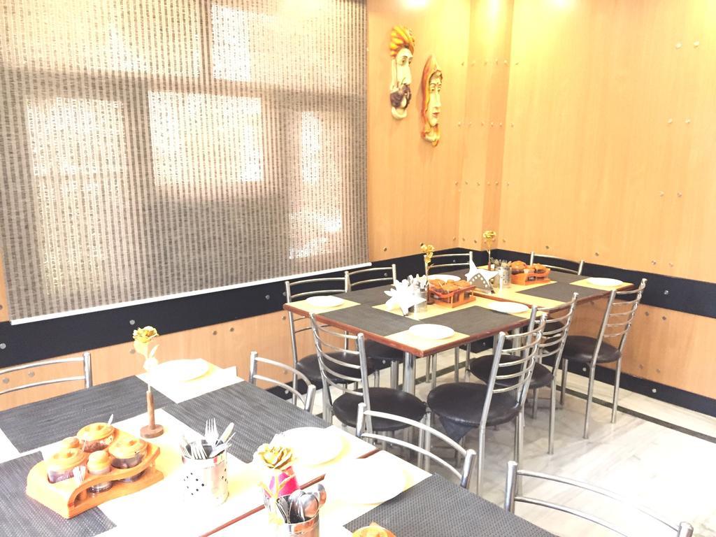 Hotel Angel Residency Greater Noida Zewnętrze zdjęcie