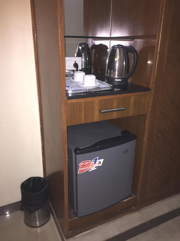 Hotel Angel Residency Greater Noida Zewnętrze zdjęcie