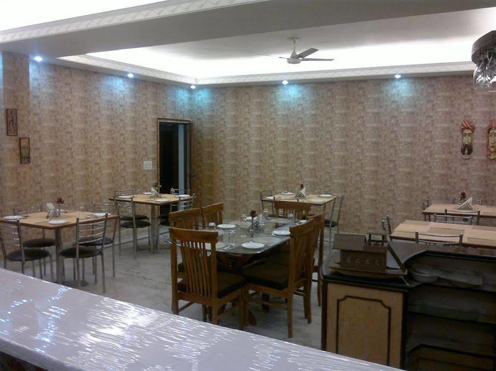 Hotel Angel Residency Greater Noida Zewnętrze zdjęcie