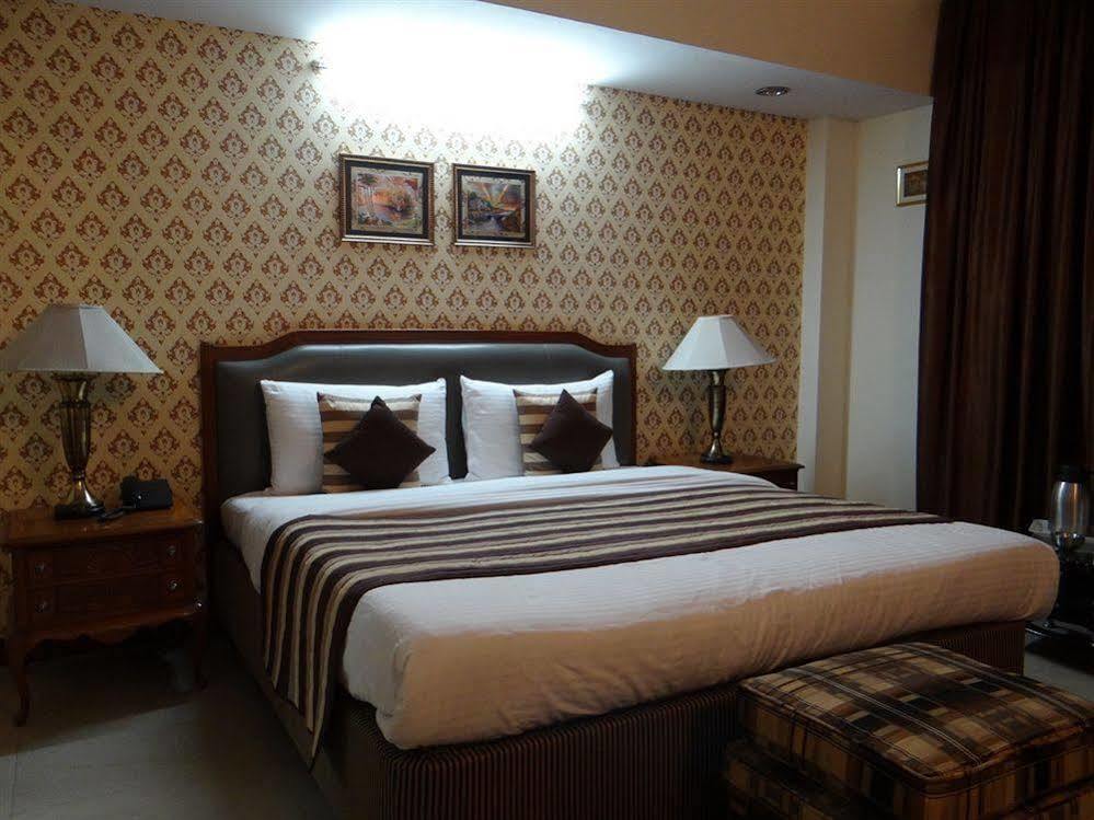 Hotel Angel Residency Greater Noida Zewnętrze zdjęcie